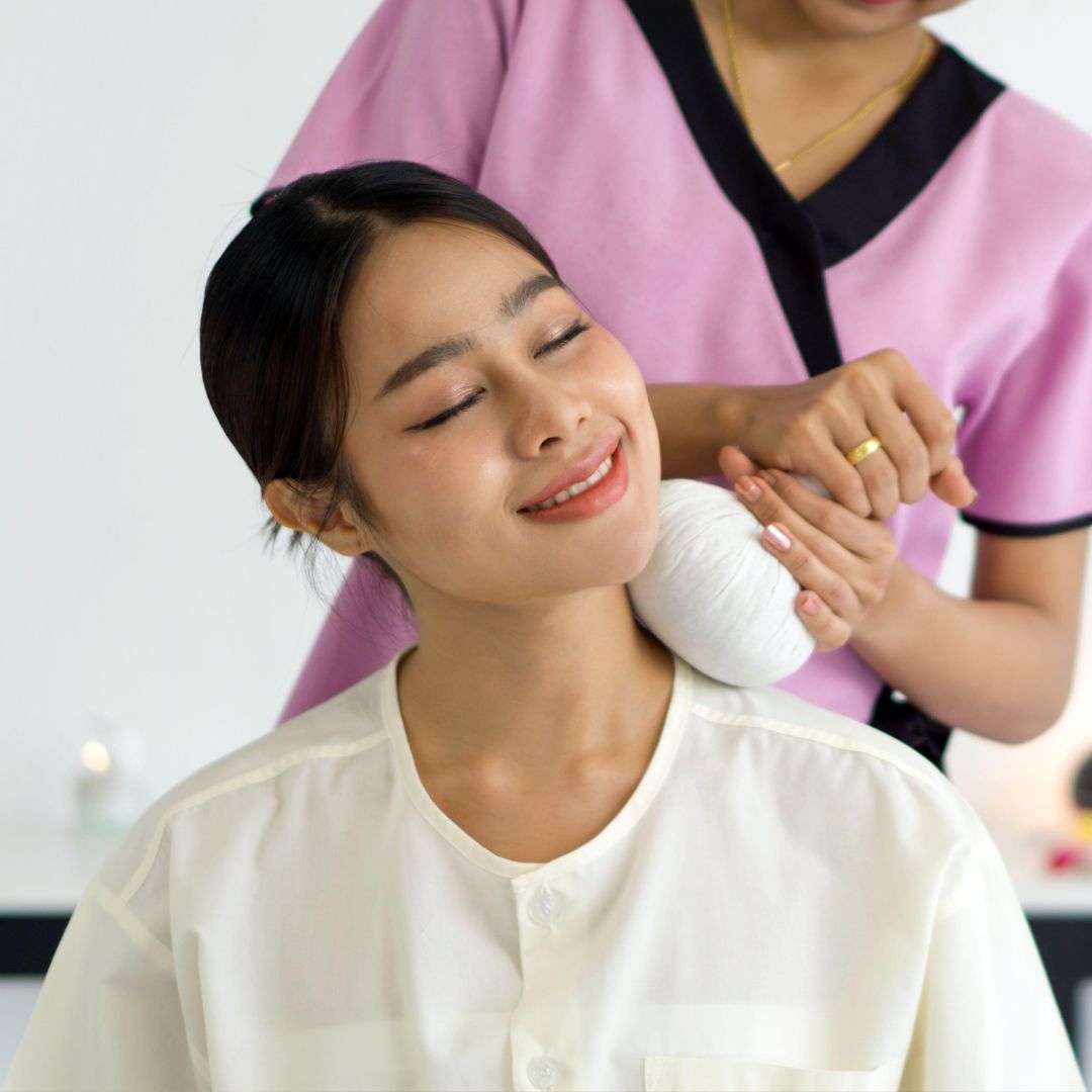 Why You Should Try Thai Herbal Compress Massage in Bangkok